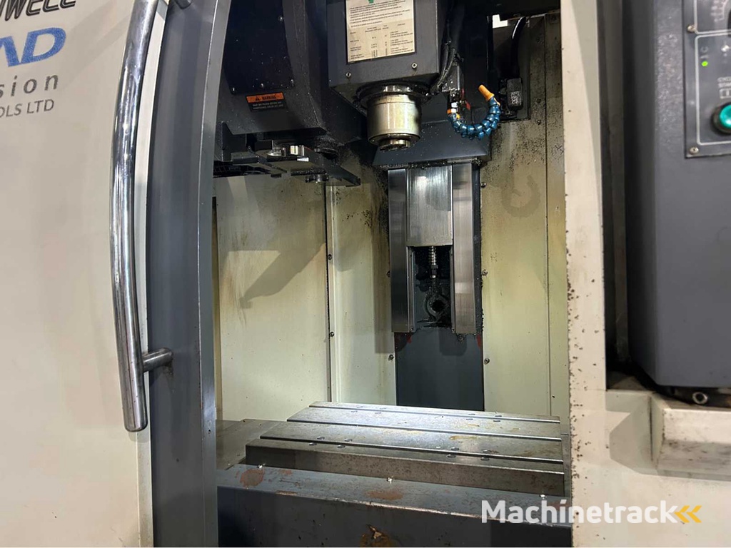 2012 Leadwell V-20i CNC Universal-Bearbeitungszentrum