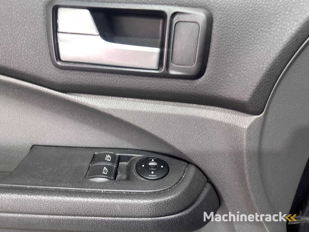 Ford - Focus C-Max - 1.6-16V Futura - 85-SN-KR