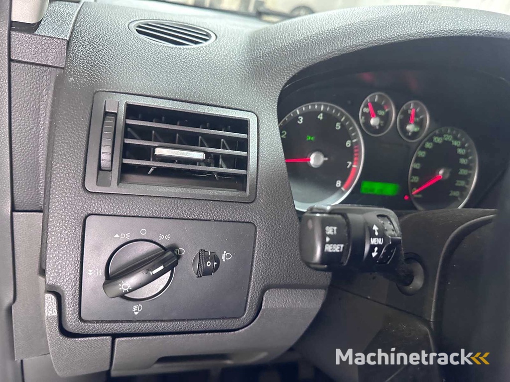 Ford - Focus C-Max - 1.6-16V Futura - 85-SN-KR