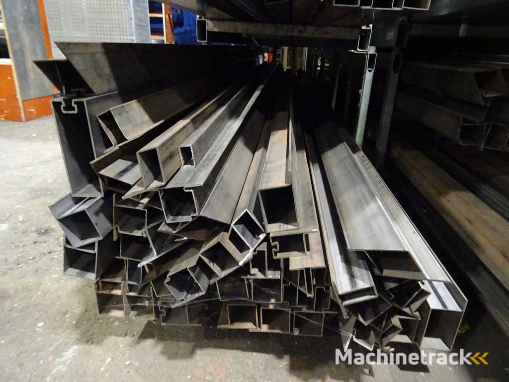 Jansen/ Forster - Charge von Stahlprofilen