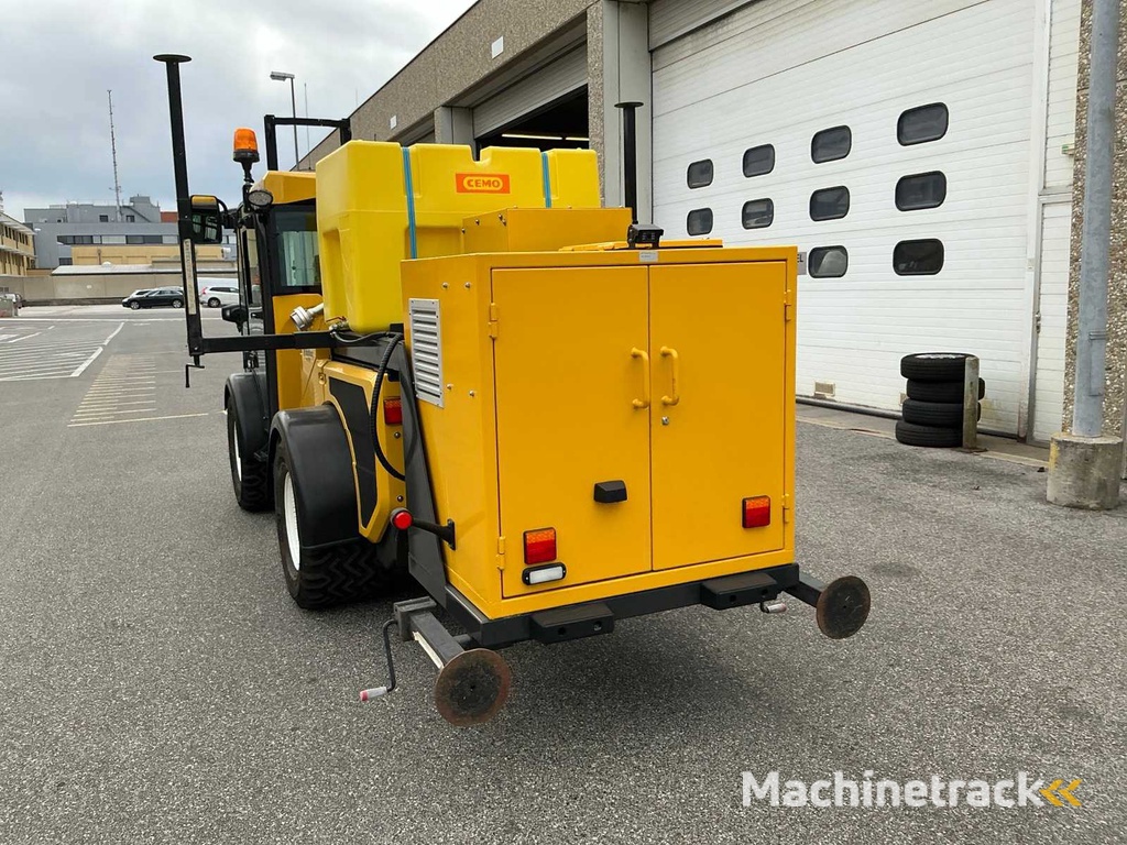 2013 Multihog Tractor Winter Service Tractor