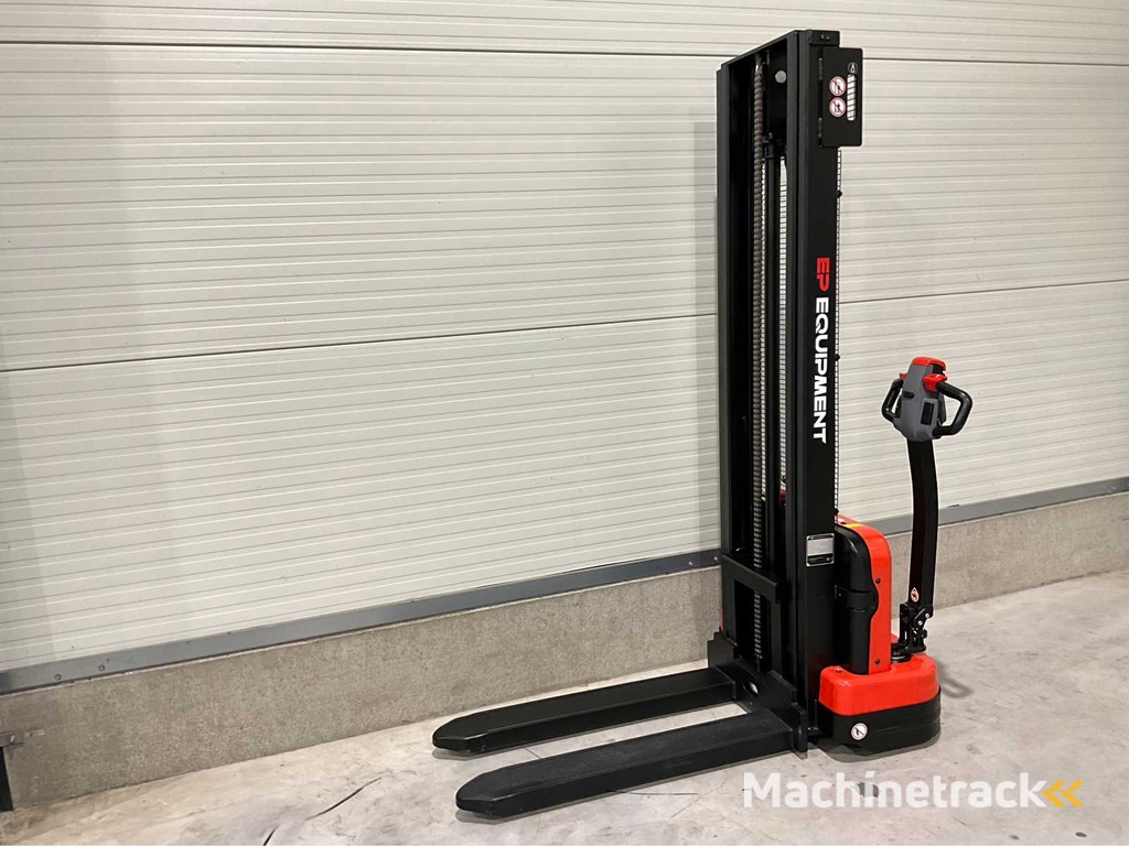 2024 EP EST 124 3.6 meter Stacker