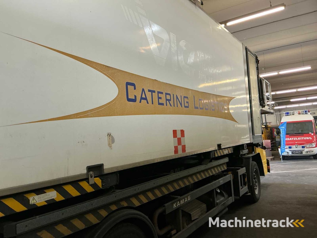 2001 Mercedes-Benz WBC22 Catering Vrachtwagen