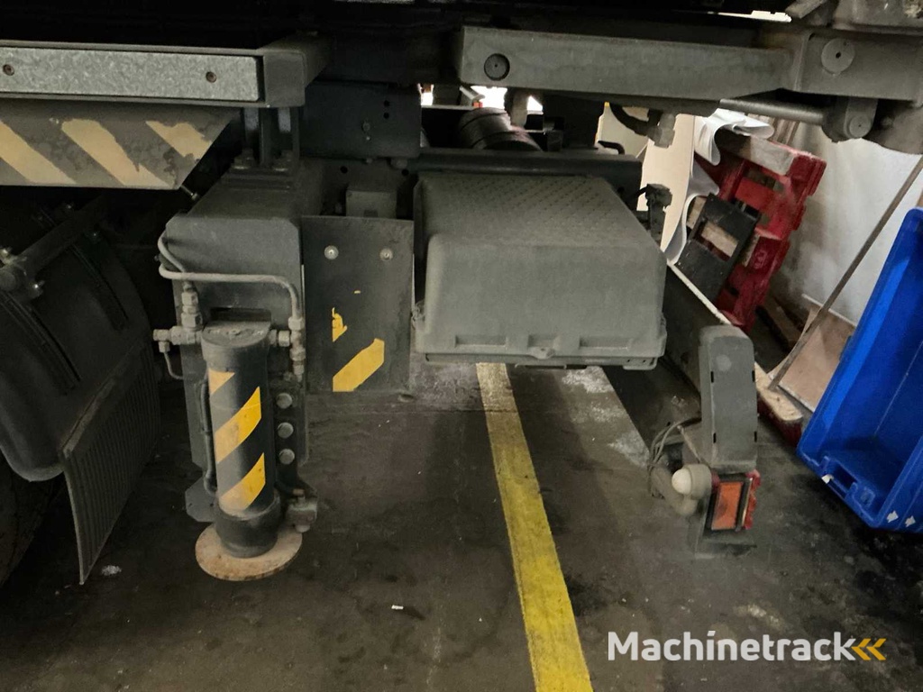 2001 Mercedes-Benz WBC22 Catering Vrachtwagen