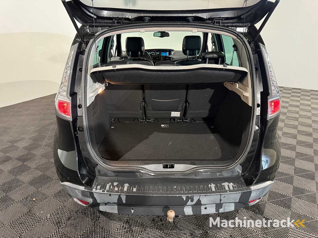 Renault Scénic 1.2 TCe Bose, 9-KZR-67