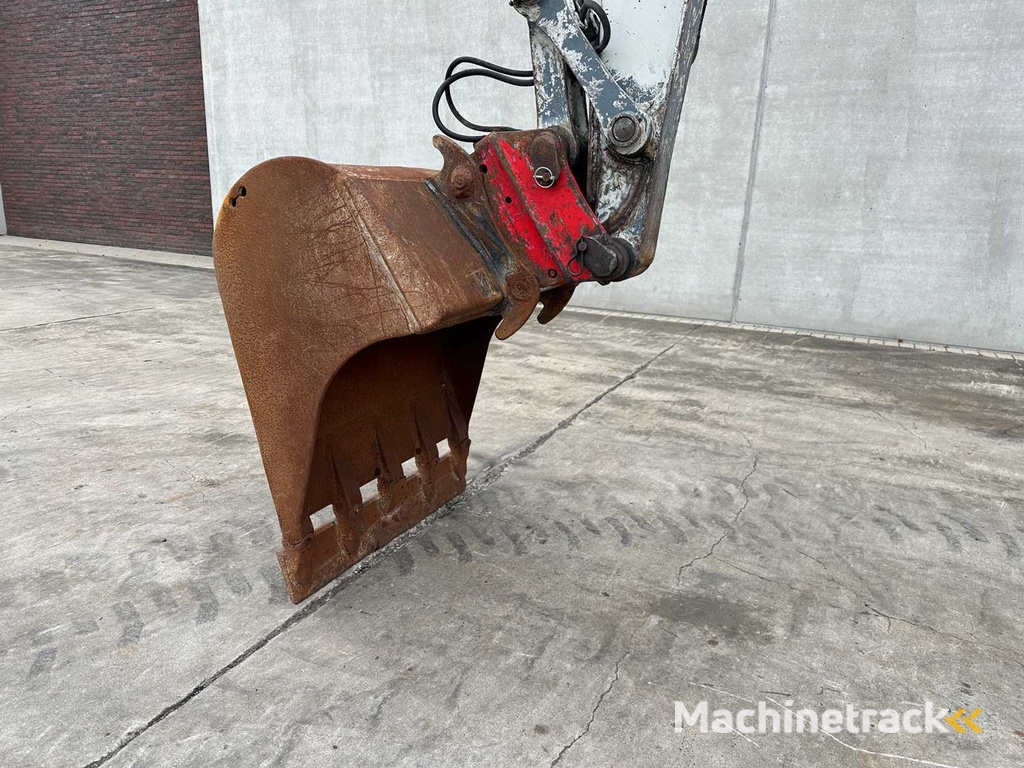 Takeuchi - 2007 - TB175 - Midigraafmachine