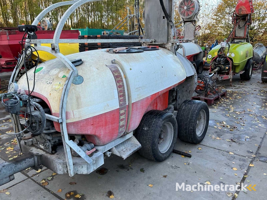 Georgia 1600S Anhängespritze