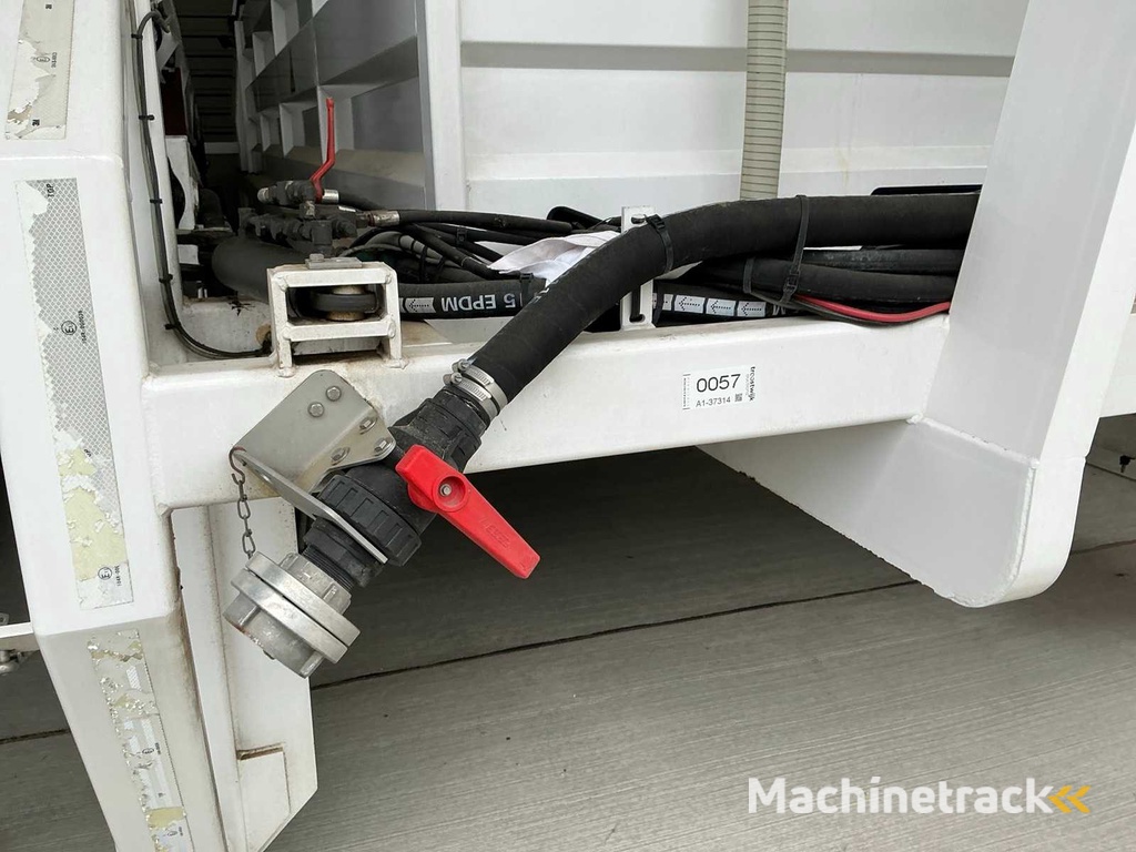 2013 Schmidt ASP-30 15000 VCL carrosserie voor winterdienst