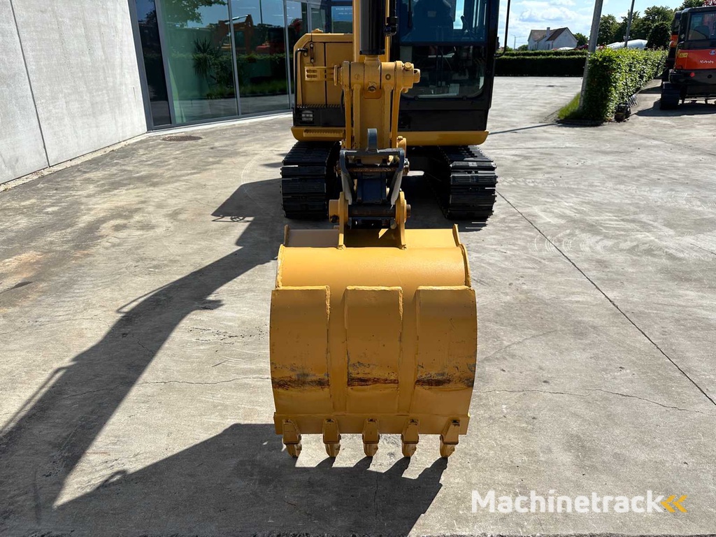 Caterpillar - 2018 - 305.5E2 - Midi Excavator