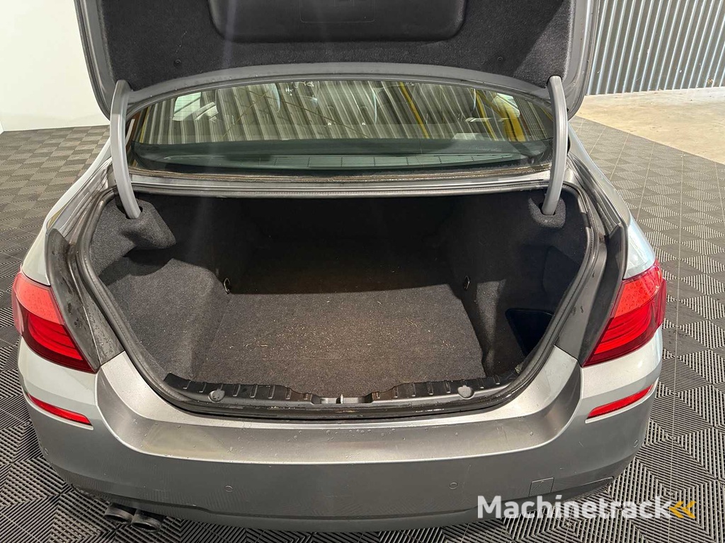 BMW 5-serie  520i High Executive, 46-ZSF-1