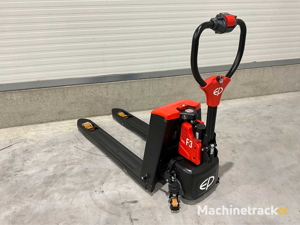 2025 EP F3 + Casters Electric Pallet Truck