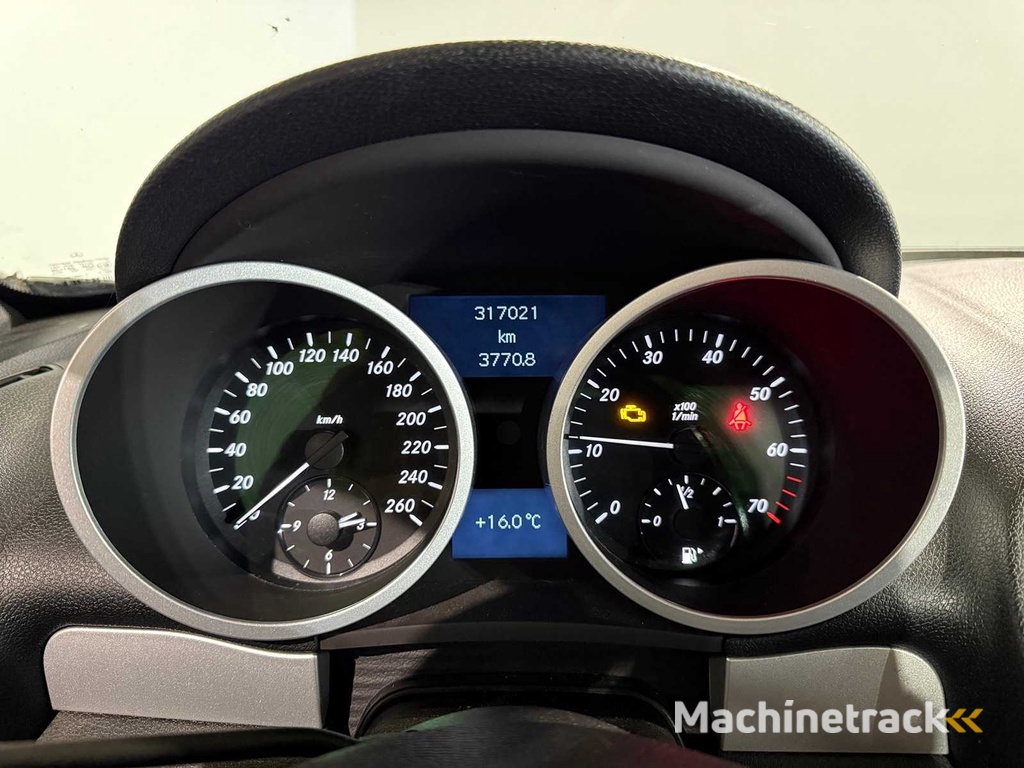 Mercedes-Benz SLK-class 200 K. Season Ed, GP-491-T