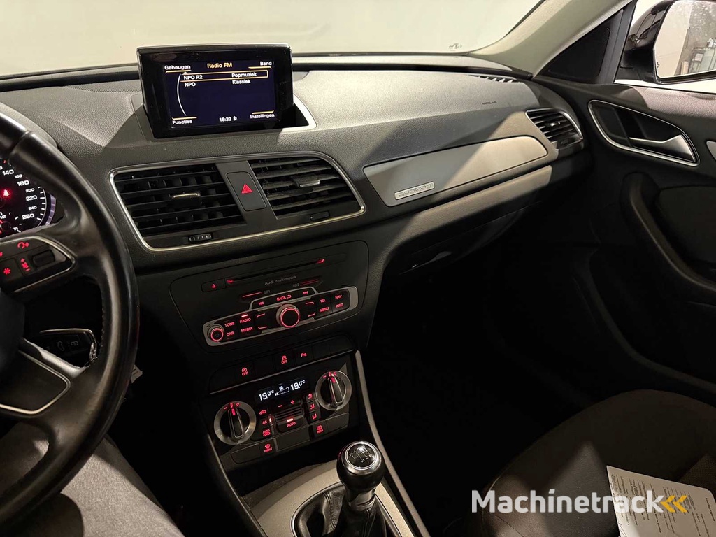 Audi Q3  2.0 TFSI q. Pro Line, 19-XDP-6