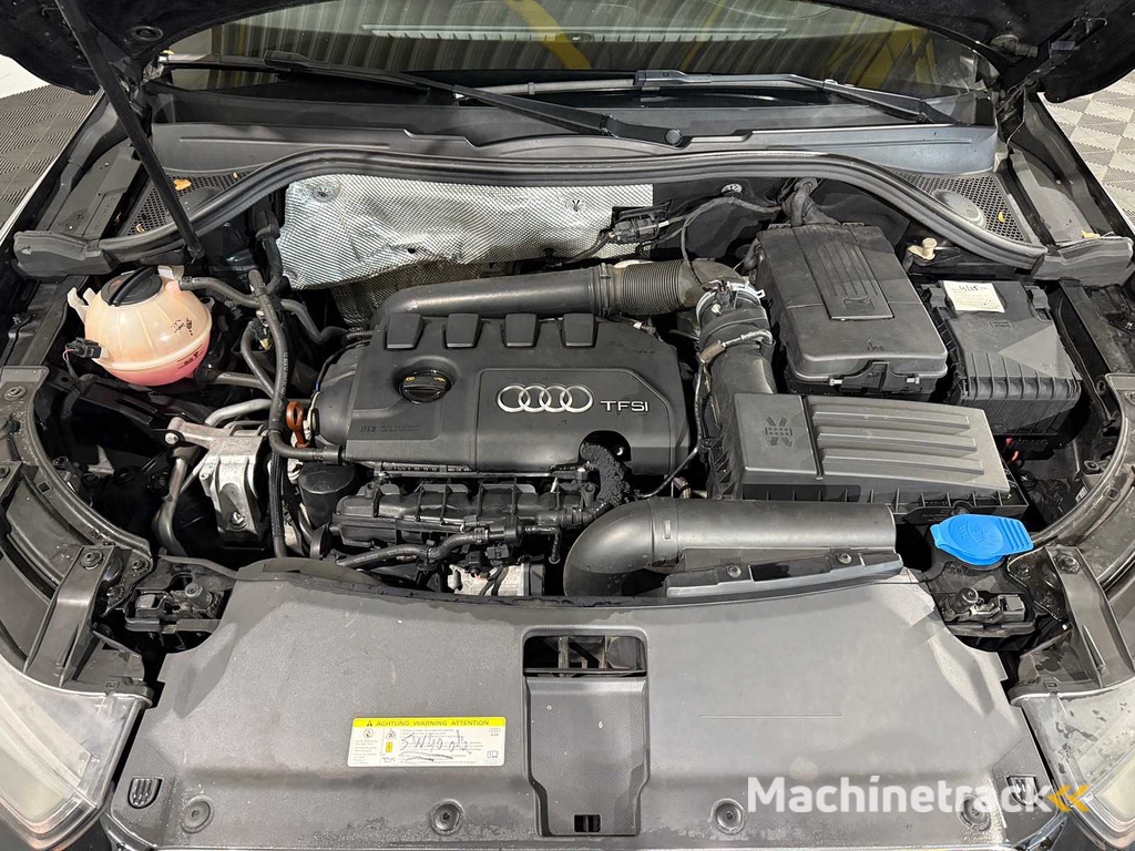 Audi Q3  2.0 TFSI q. Pro Line, 19-XDP-6