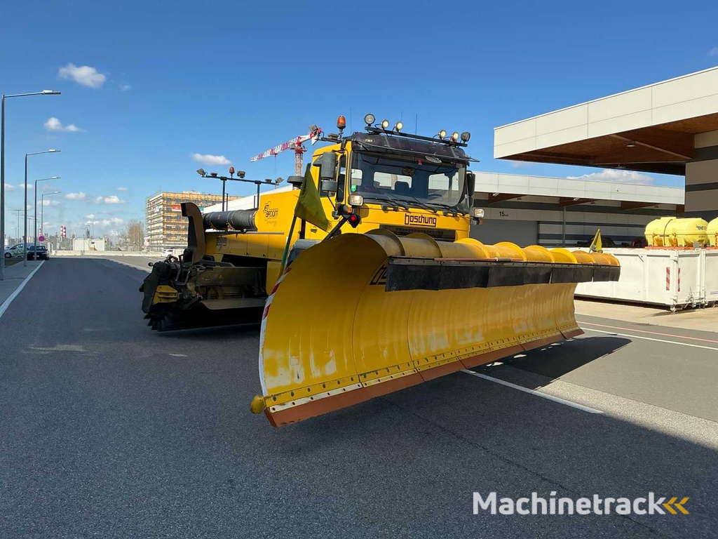 MAN - Jetbroom Vliegveld Jet Sweeper - 2005