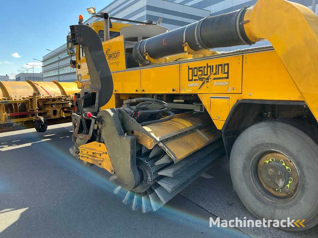 MAN - Jetbroom Vliegveld Jet Sweeper - 2005