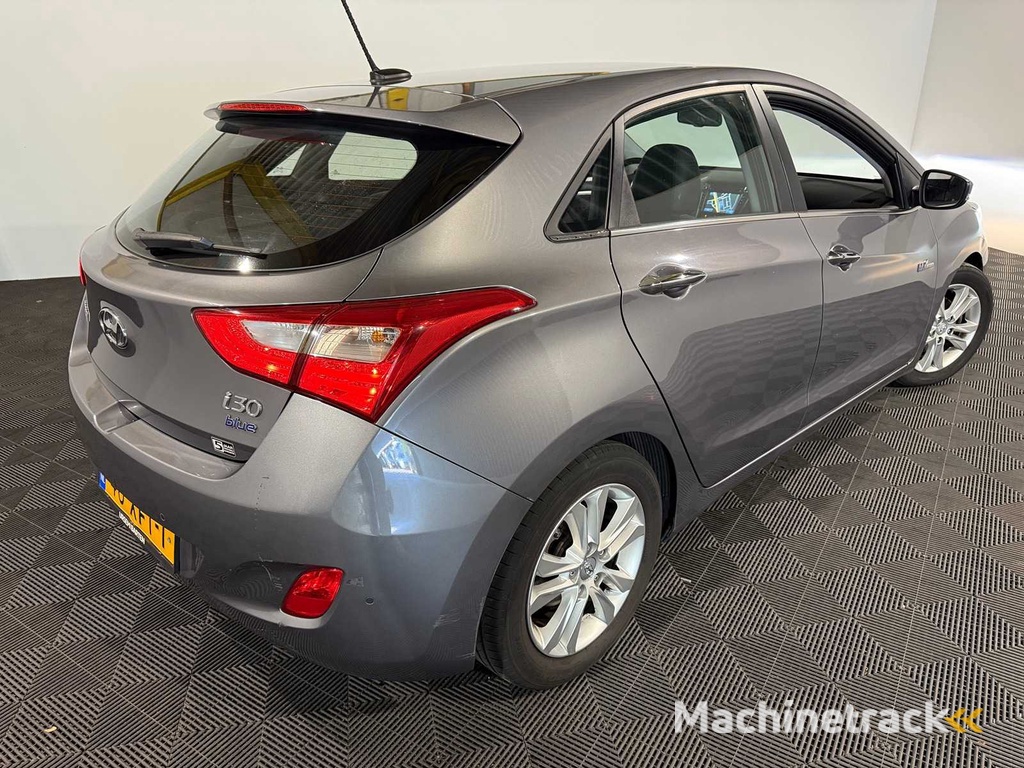Hyundai i30 1.6 GDI i-Catcher, 40-XFT-1