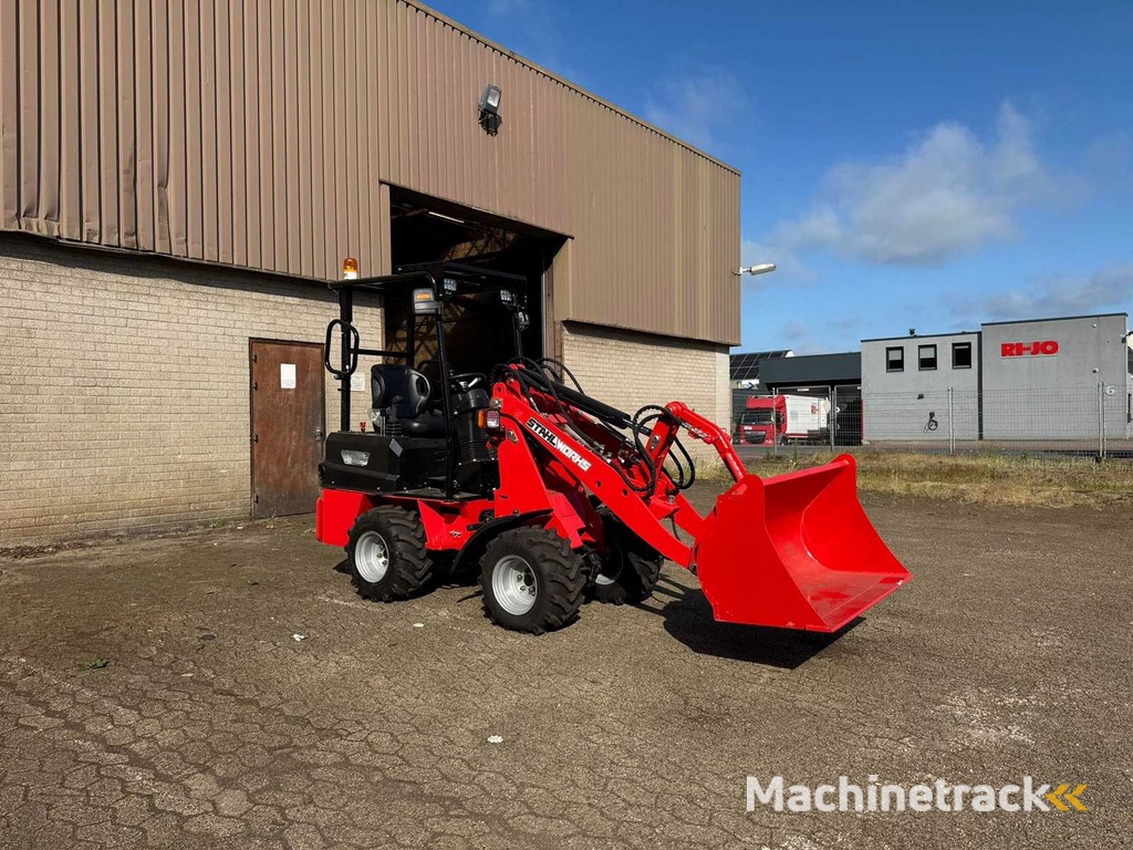 2024 Stahlworks R906 Shovel