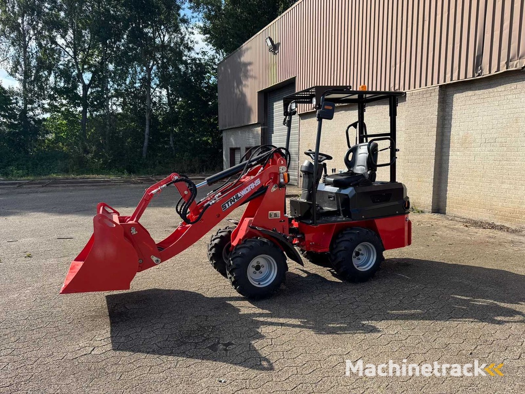 2024 Stahlworks R906 Shovel