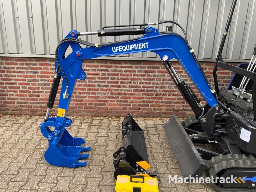 UF Equipment - 2025 - NM-E15 - Minigraafmachine