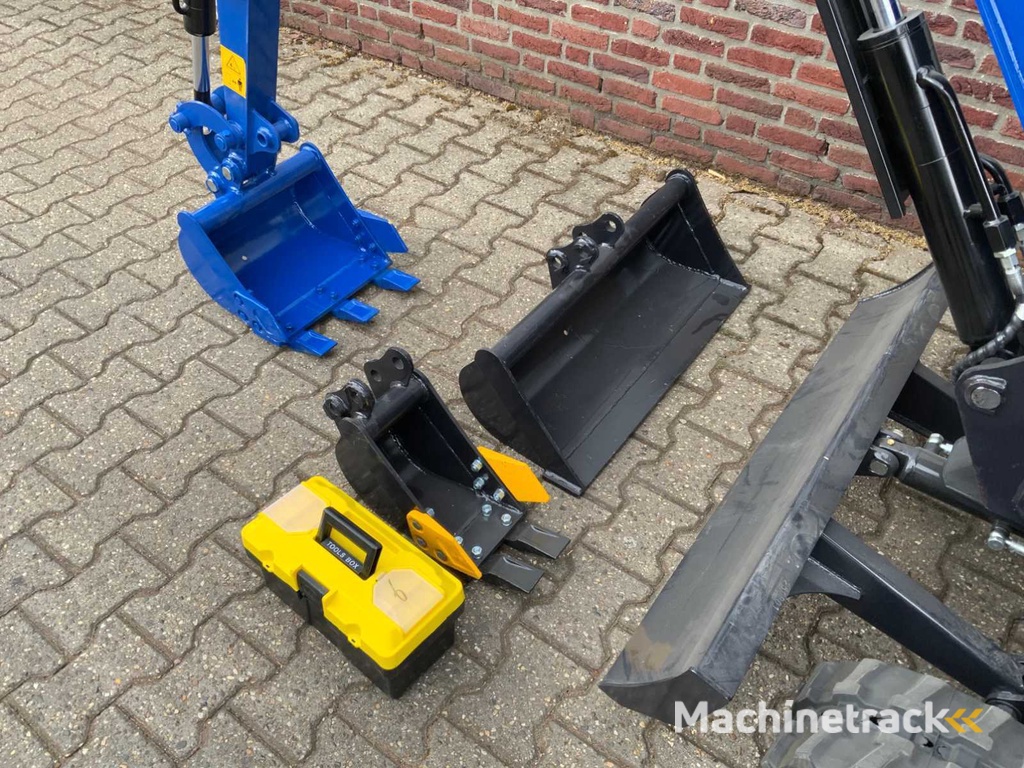 UF Equipment - 2025 - NM-E15 - Minigraafmachine