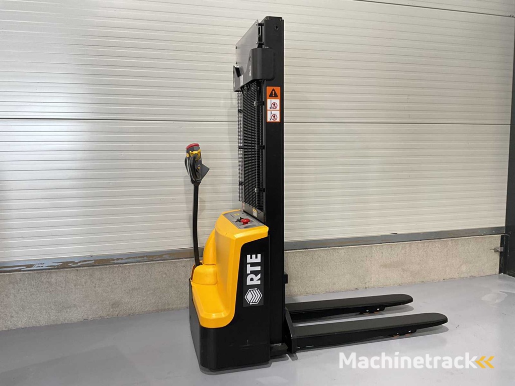 2025 RTE WS15H 3.0 meter Stacker