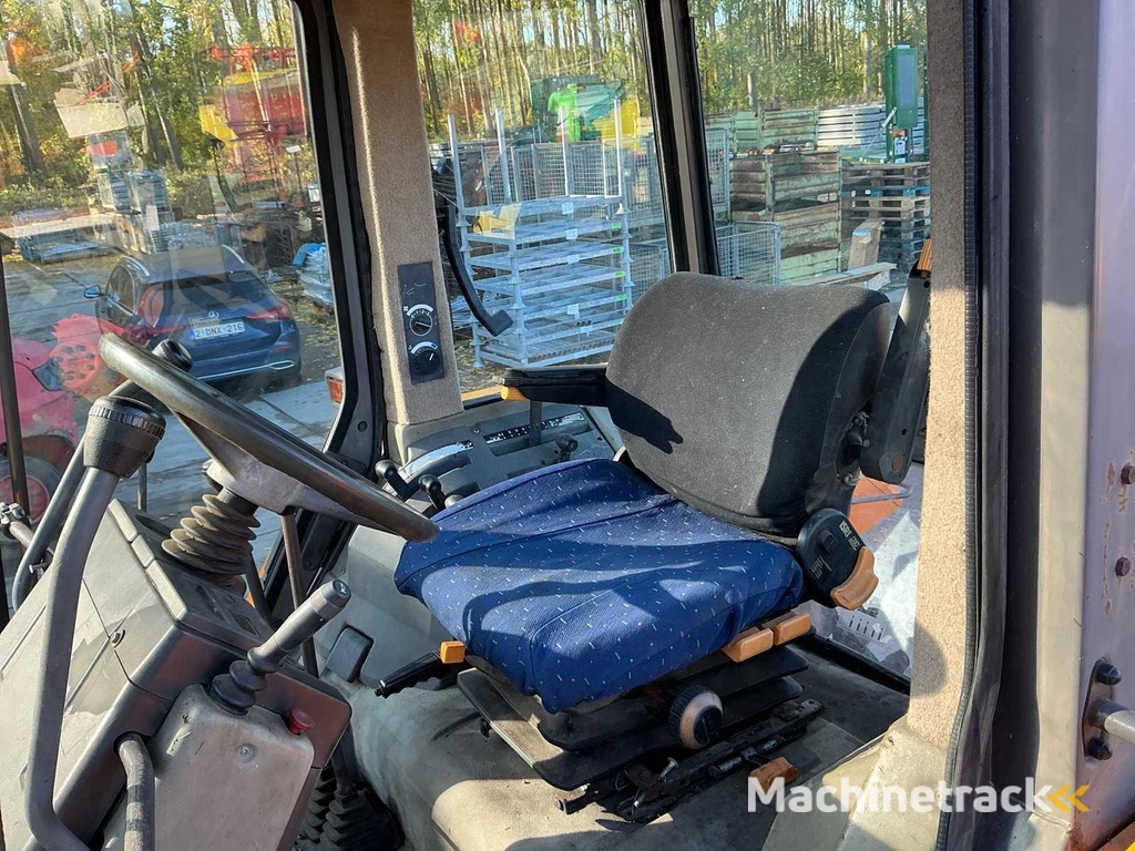 Renault 110.54 R7912 Tractor