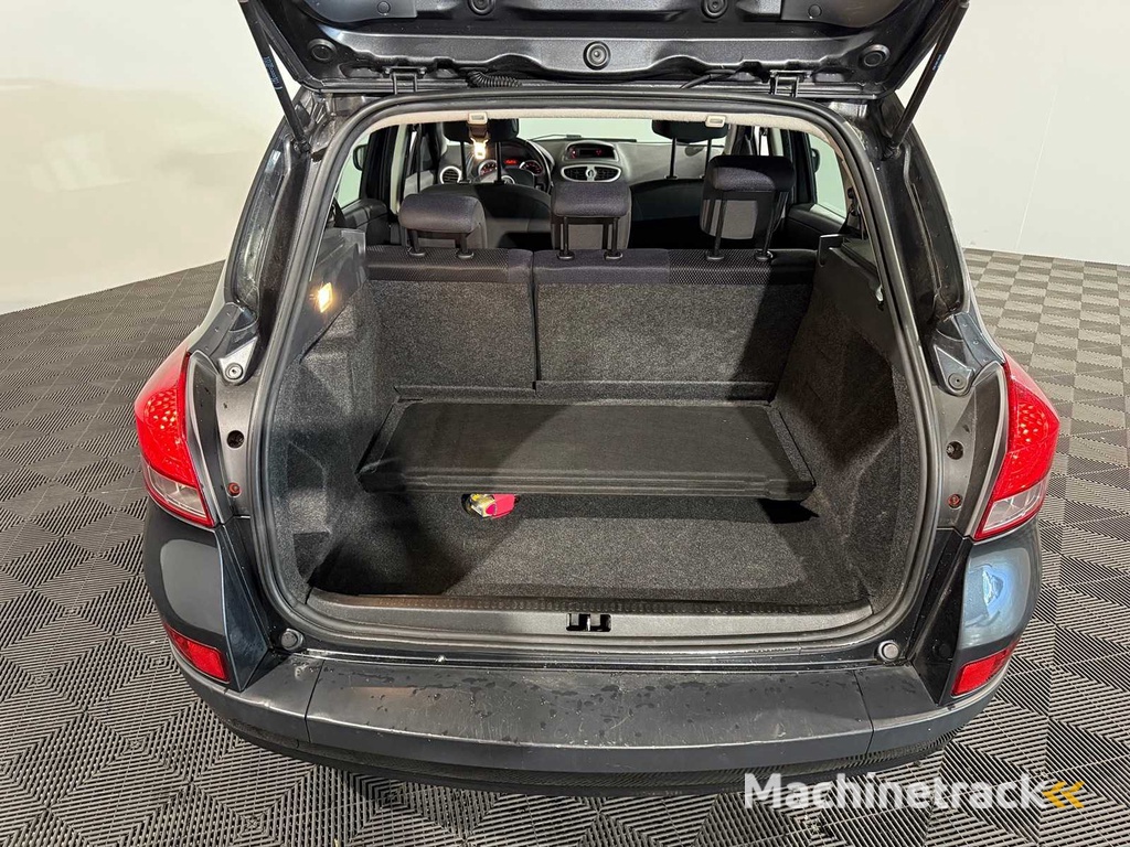 Renault Clio Estate 1.2-16V Special Line, XL-223-S