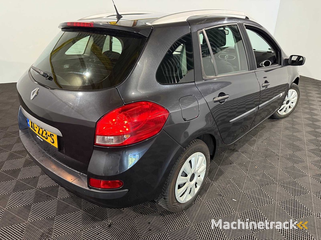 Renault Clio Estate 1.2-16V Special Line, XL-223-S