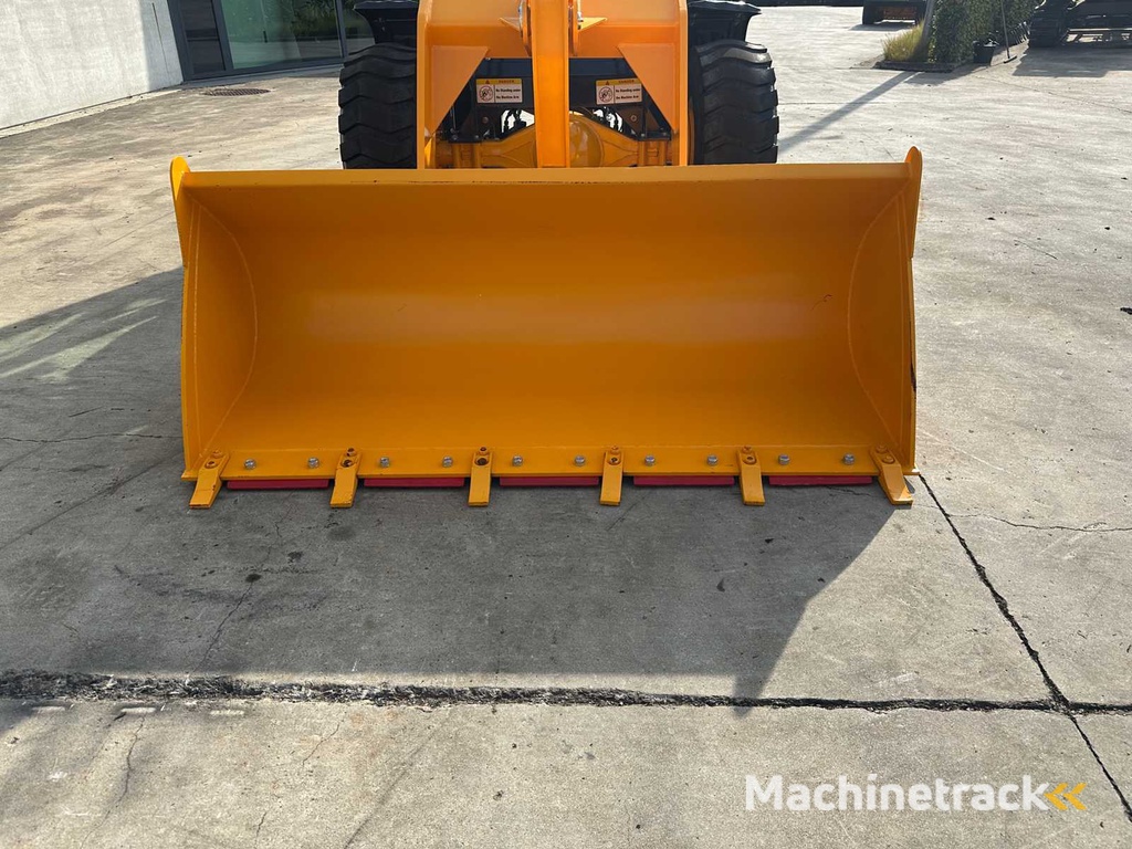 Blanche - 2025 - TW36 - Shovel