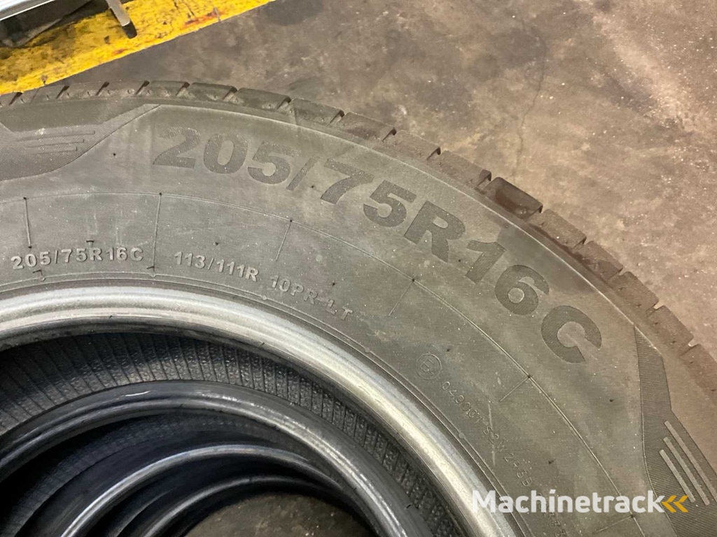 Gitivan 205/75R16C Car Tyres (8x)