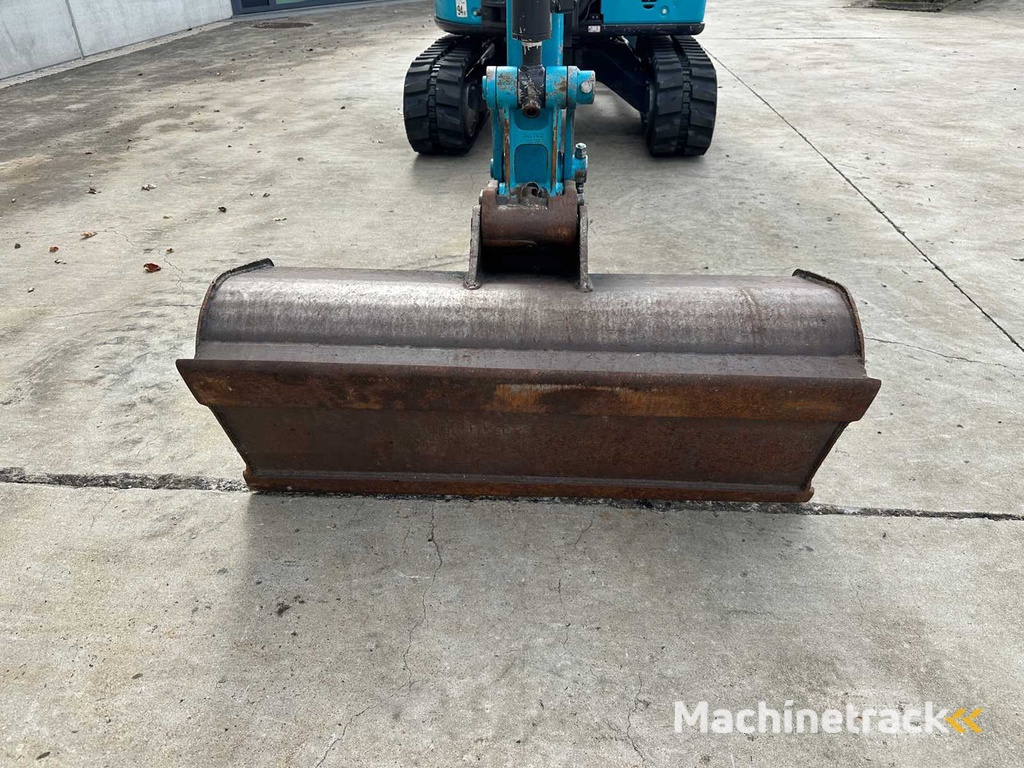 AIRMAN - 2023 - AX33U-7 - Midigraafmachine