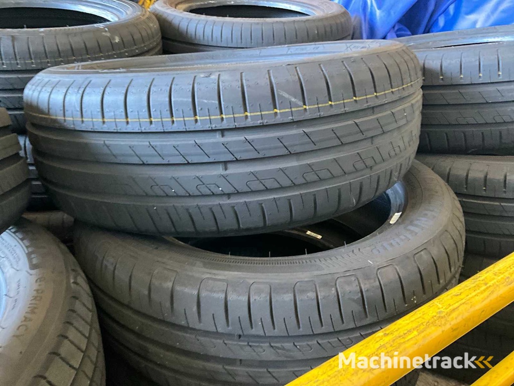 Goodyear Efficient Grip 195/55R16 Car Tyre Year 2025 (24x)