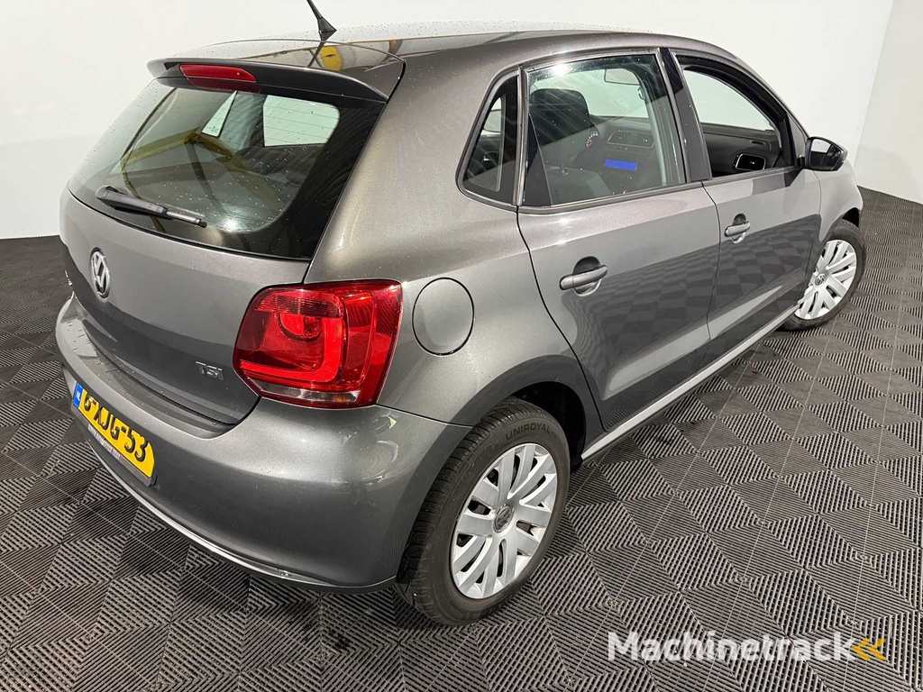 Volkswagen  Polo  1.2 TSI Highline, 6-XJG-53