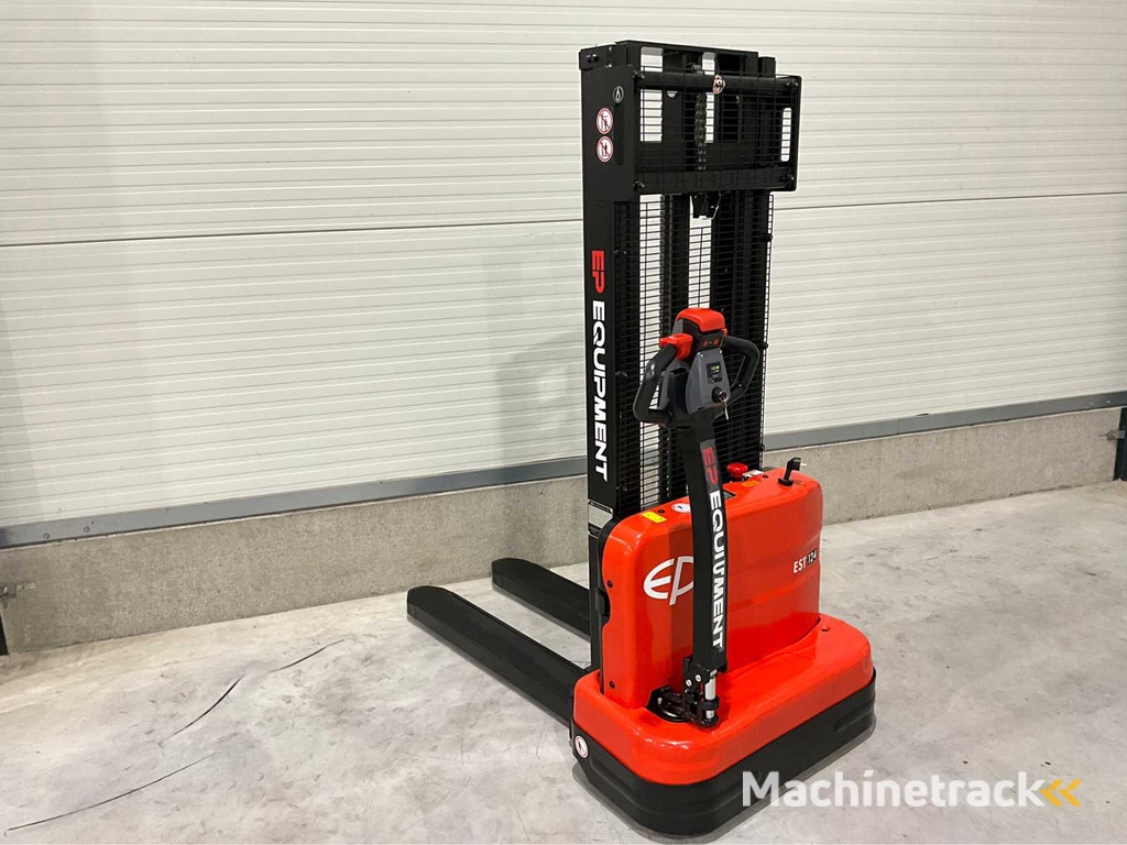 2025 EP EST 124 2.7 meter Stacker