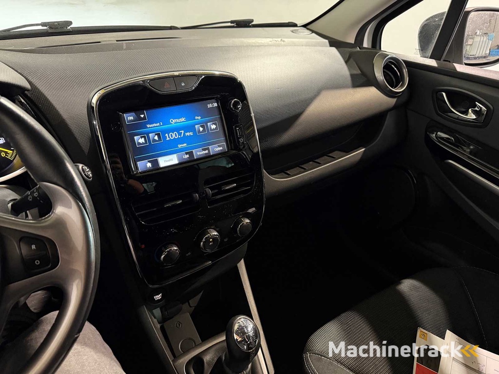 Renault Clio Estate  0.9 TCe Night&amp;Day, 3-ZBH-50