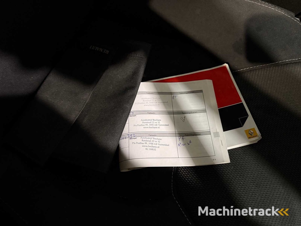 Renault Clio Estate  0.9 TCe Night&amp;Day, 3-ZBH-50