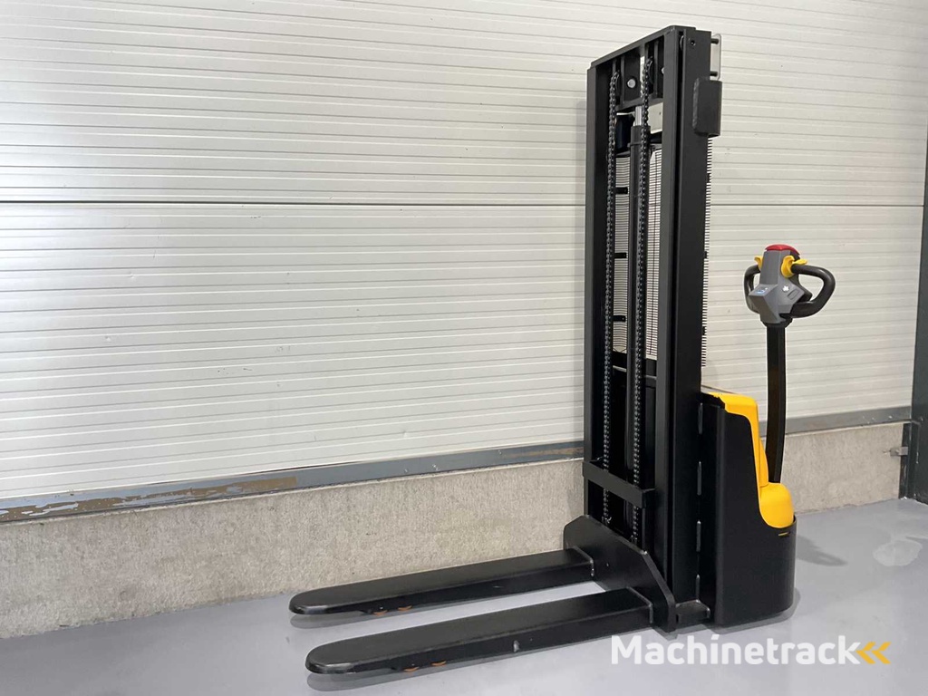 2025 RTE WS15H 3.0 meter Stacker