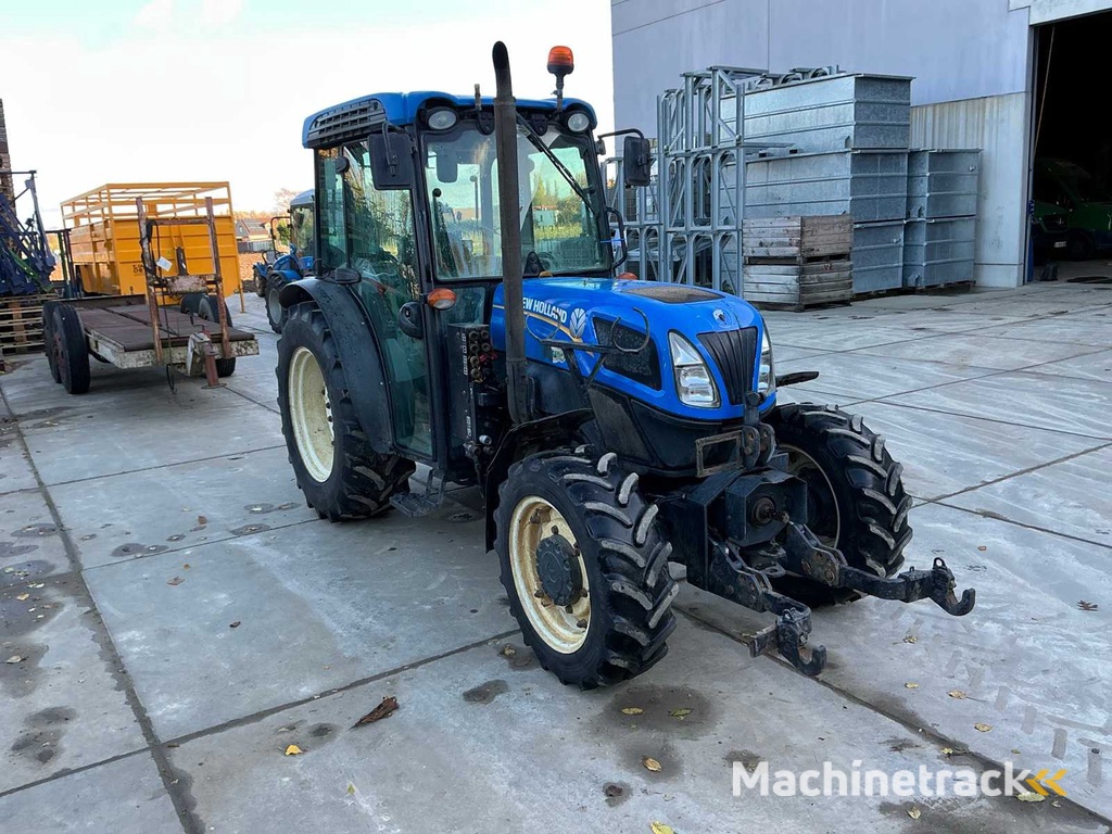 New Holland T4.95F Tractor