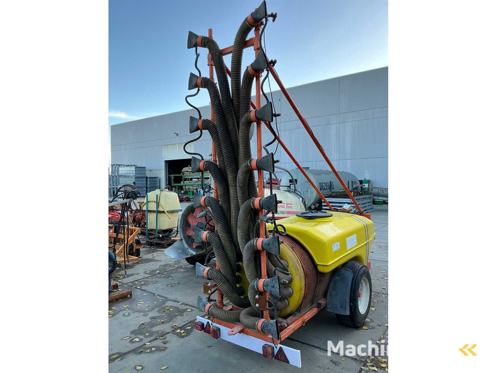 Douven Anhängespritze