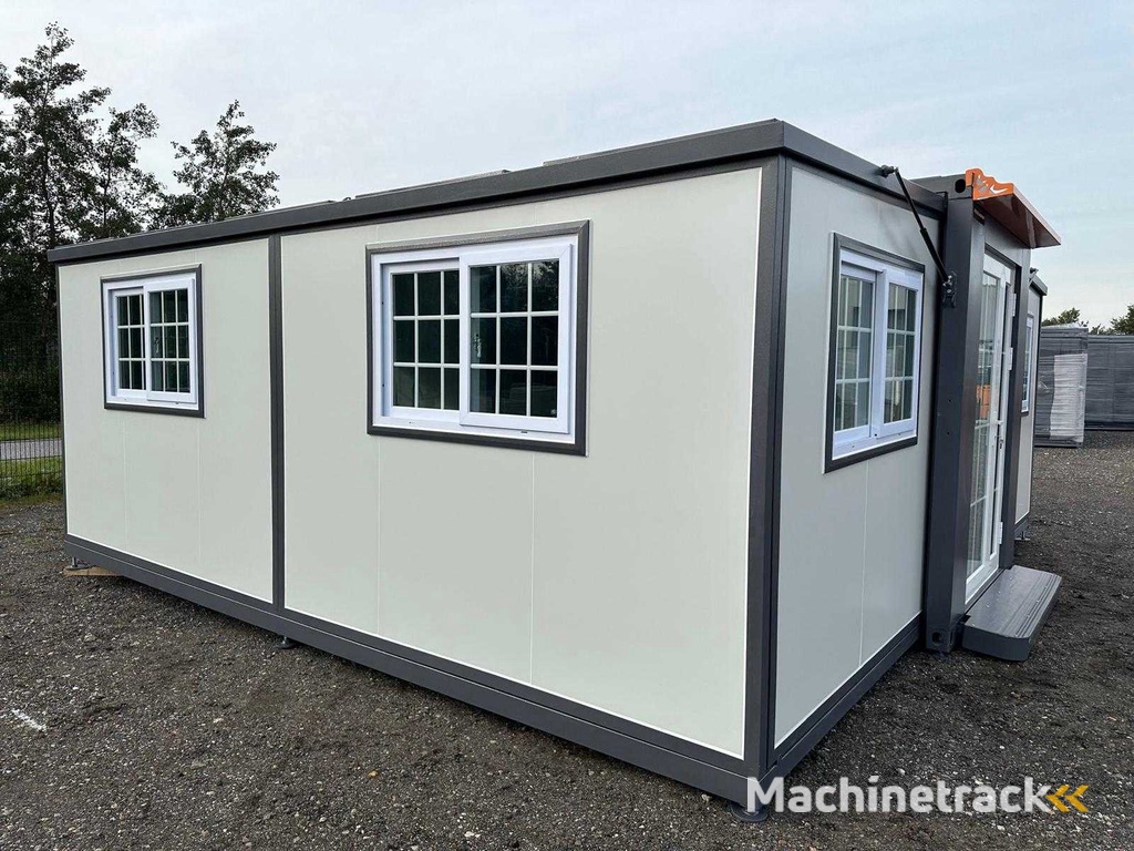 Stahlworks Complete Deluxe 19ft x 20ft Tiny House