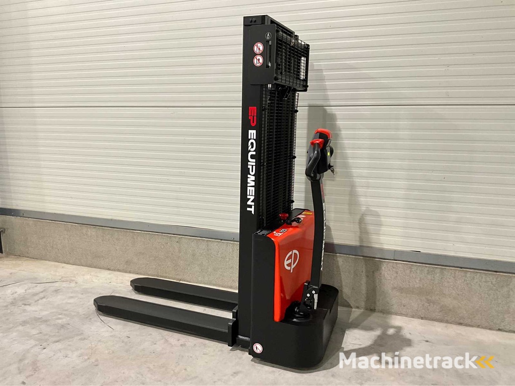 2025 EP ESL 2.7 meter Stacker