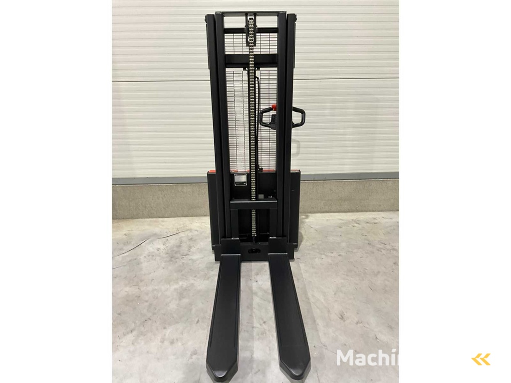 2025 EP ESL 2.7 meter Stacker