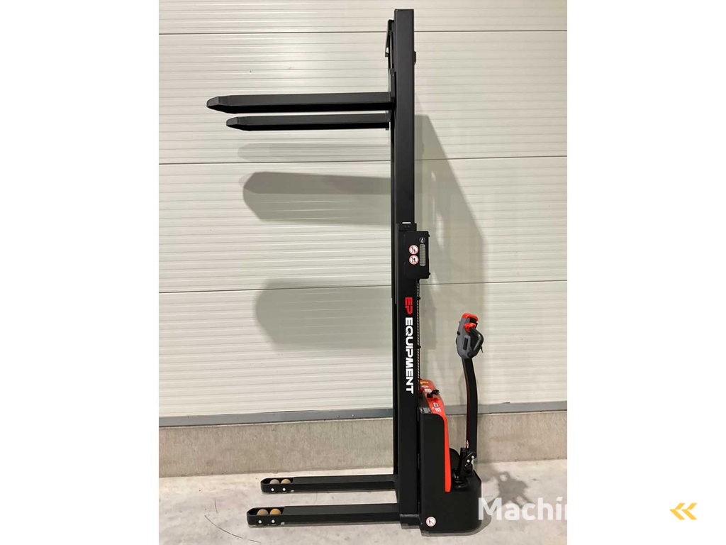 2025 EP ESL 2.7 meter Stacker