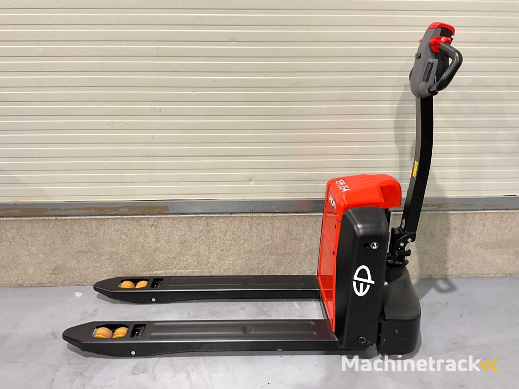 EP - 2025 - EPL 154 - Electric pallet truck