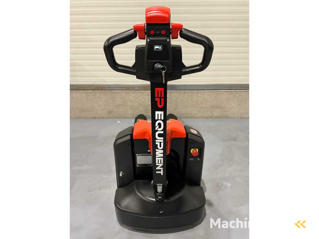 EP - 2025 - EPL 154 - Electric pallet truck