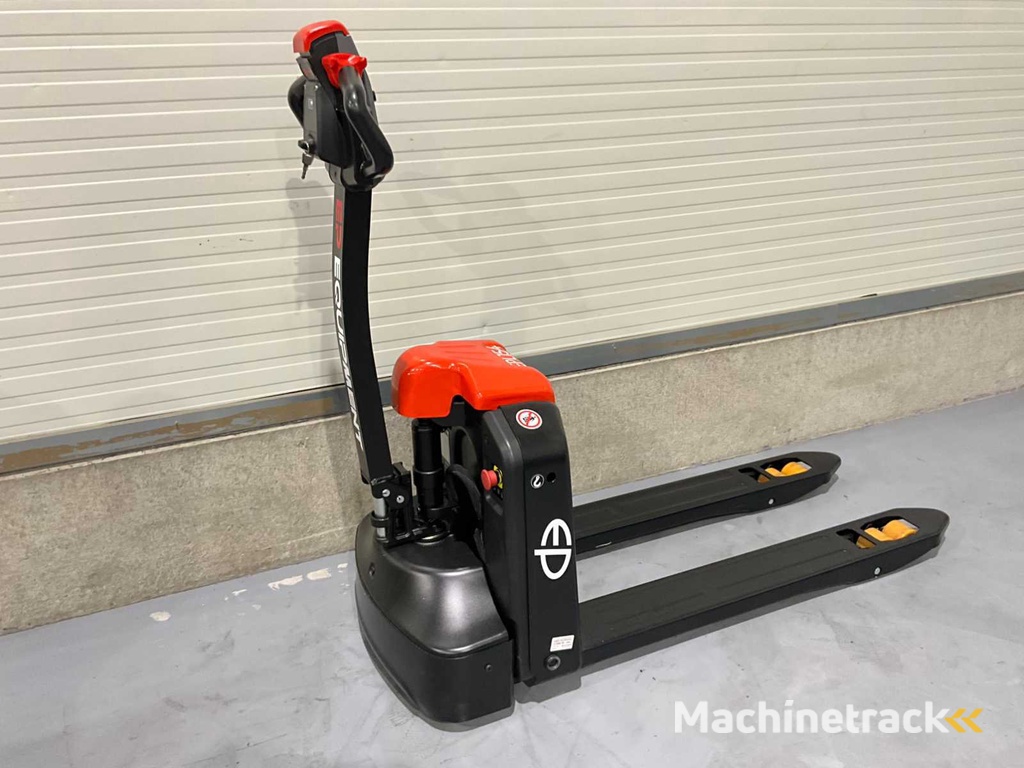 EP - 2025 - EPL 154 - Electric pallet truck