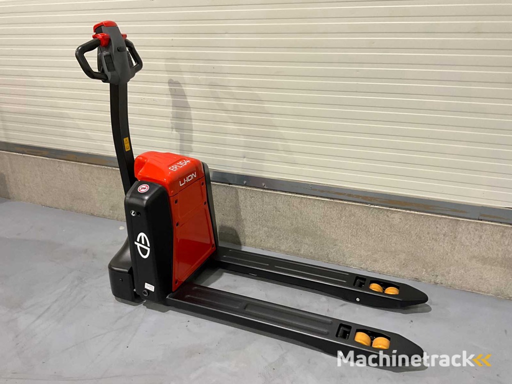 EP - 2025 - EPL 154 - Electric pallet truck
