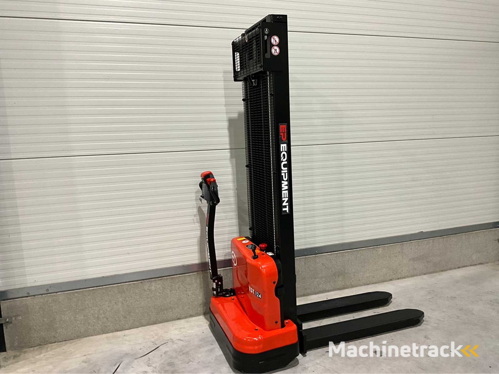 2025 EP EST 124 3.6 meter Stacker