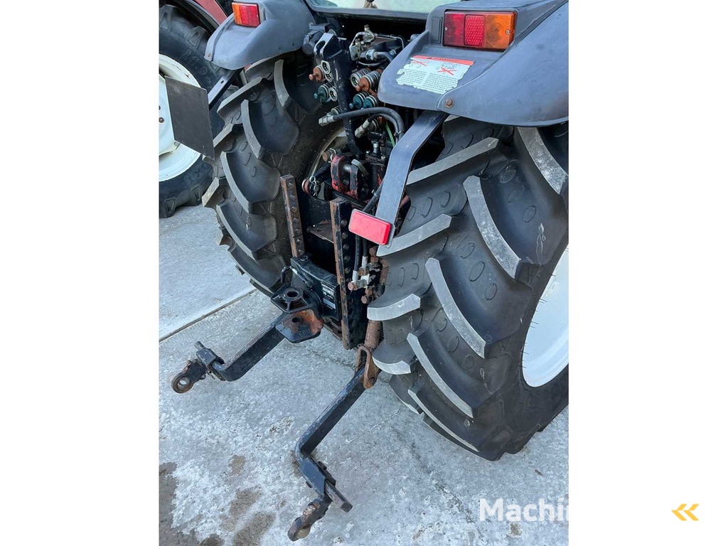 New Holland TN75N Tractor